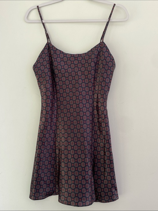Victoria's Secret Dresses & Skirts - Vtg Victorias Secret 2001 Sun Dial Geometric Print Slip Dress in Deep Burgundy S